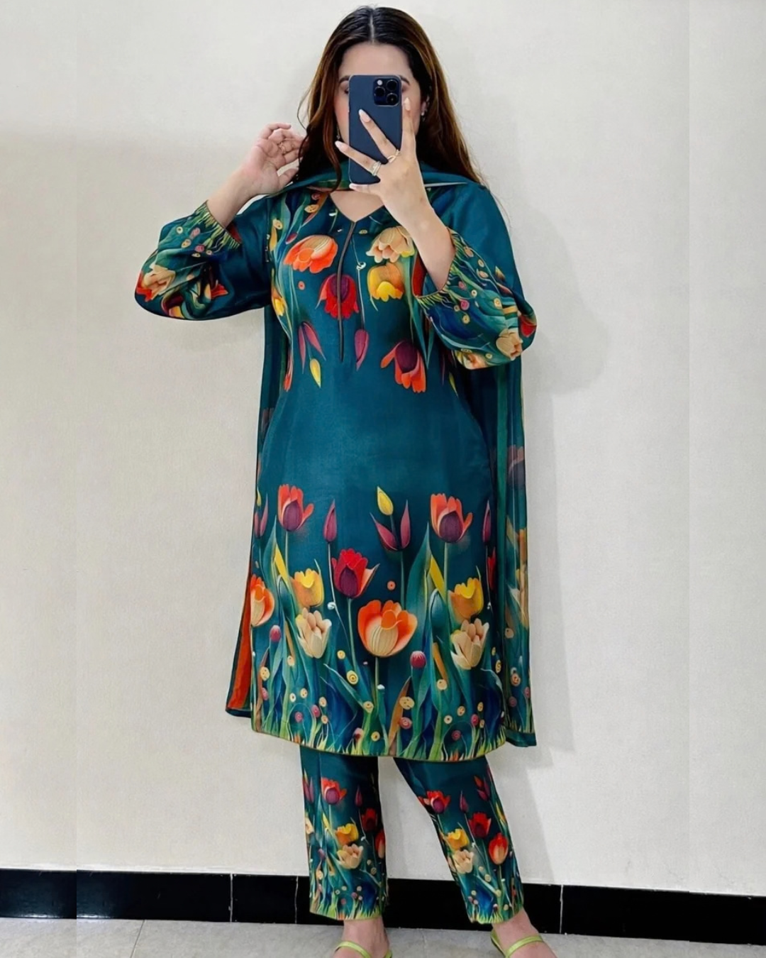 CHINA SILK 3D PEACOCK