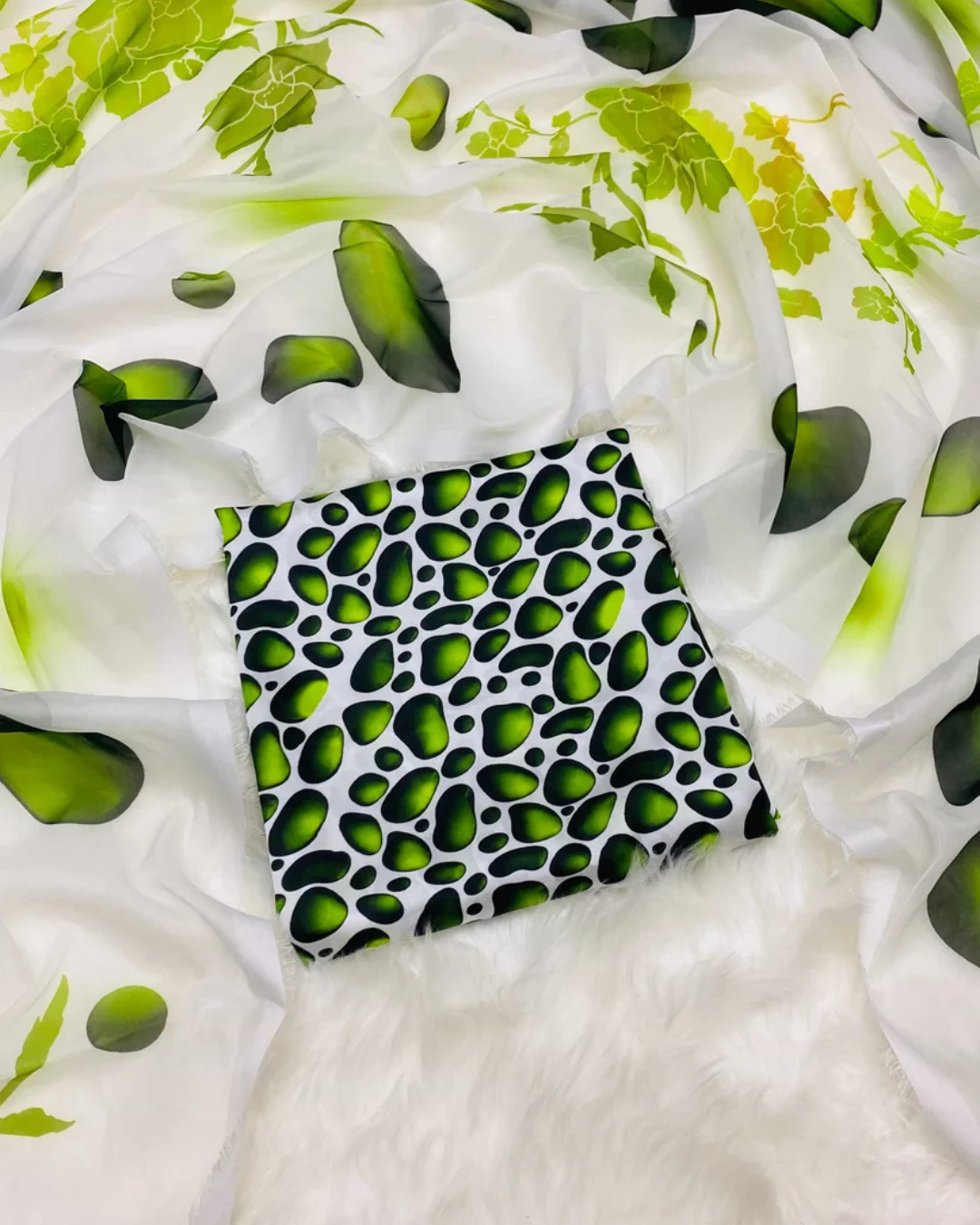CHINA SILK 3D GREEN STONE